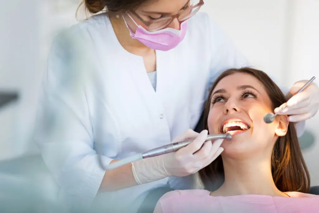When Should a Dental Filling Be Replaced? Signs Amarillo Patients Should Not Ignore